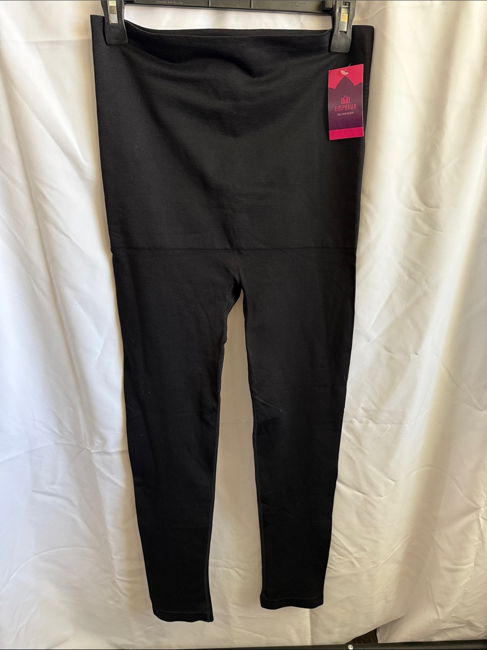 Shapermint Empetua Black High-waisted shaping Leggings with rubber grip at waist